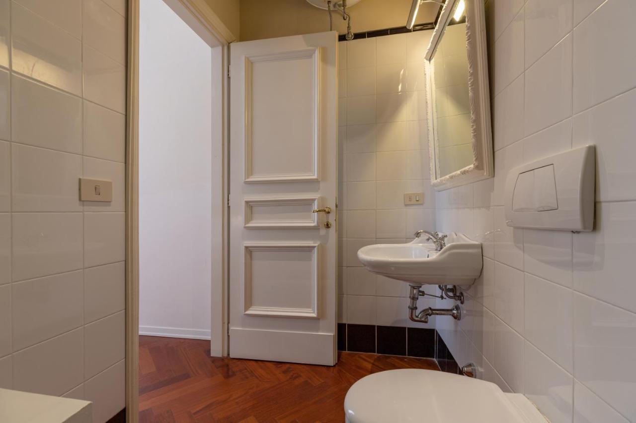 Seta Spacious Next To The Duomo Appartamento *