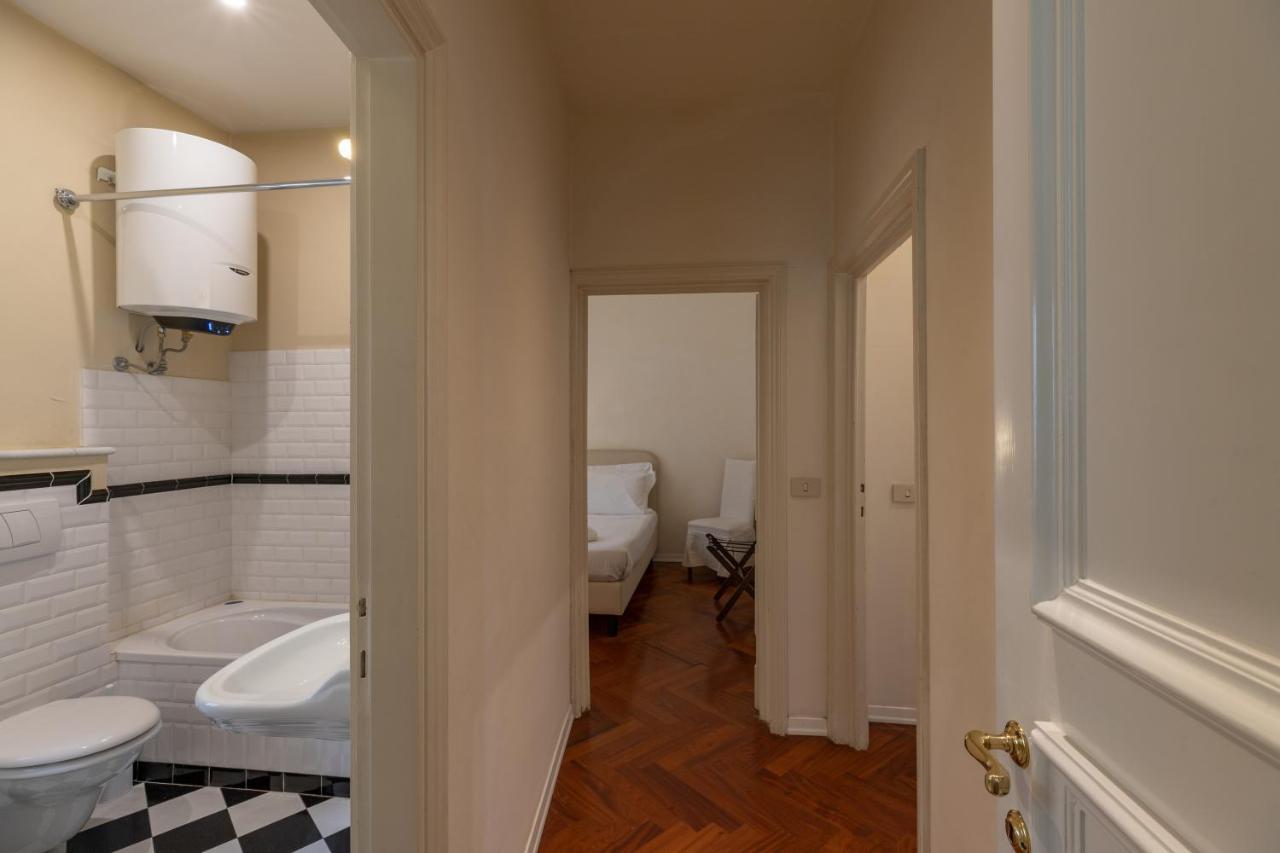 Seta Spacious Next To The Duomo Apartment